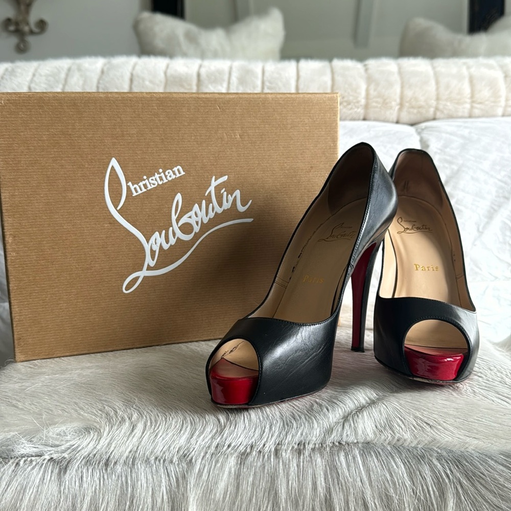 Christian Louboutin Very Prive Patent Calf Toe Pump.